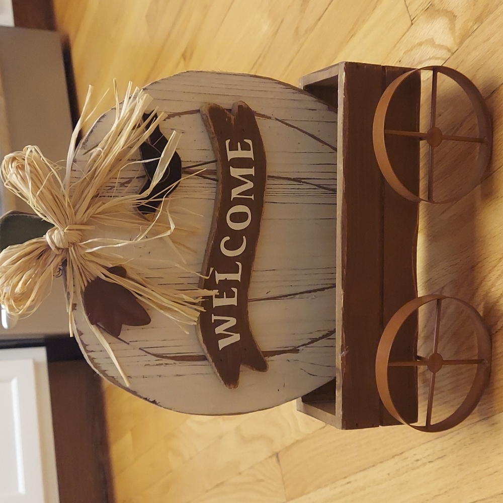 Pumpkin welcome sign